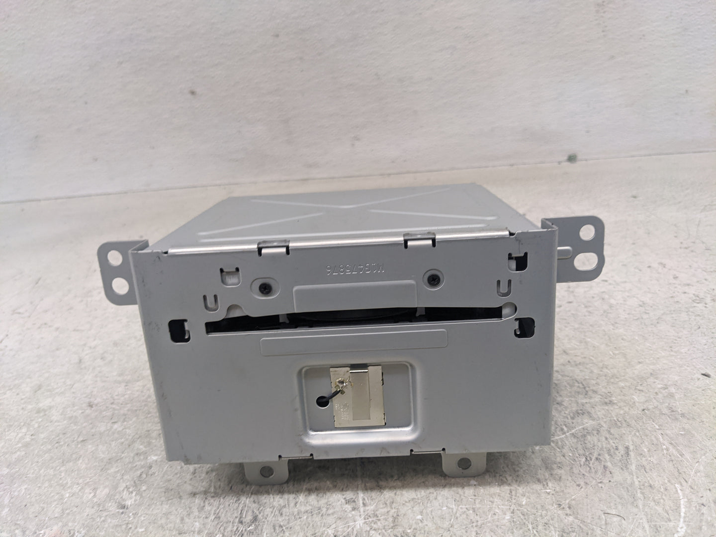 2016 Buick Encore Radio AM FM Cd Player Receiver Replacement P/N:84022548 Fits Fits 2017 OEM Used Auto Parts - Oemusedautopa