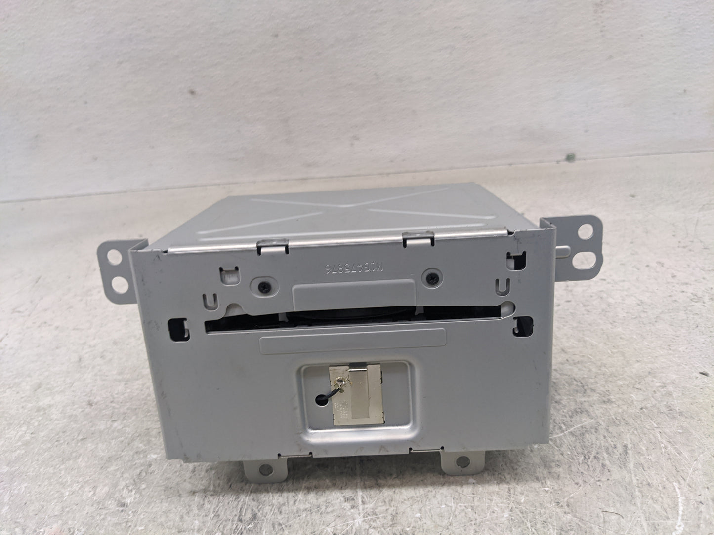 2016 Buick Encore Radio AM FM Cd Player Receiver Replacement P/N:84022548 Fits Fits 2017 OEM Used Auto Parts - Oemusedautopa