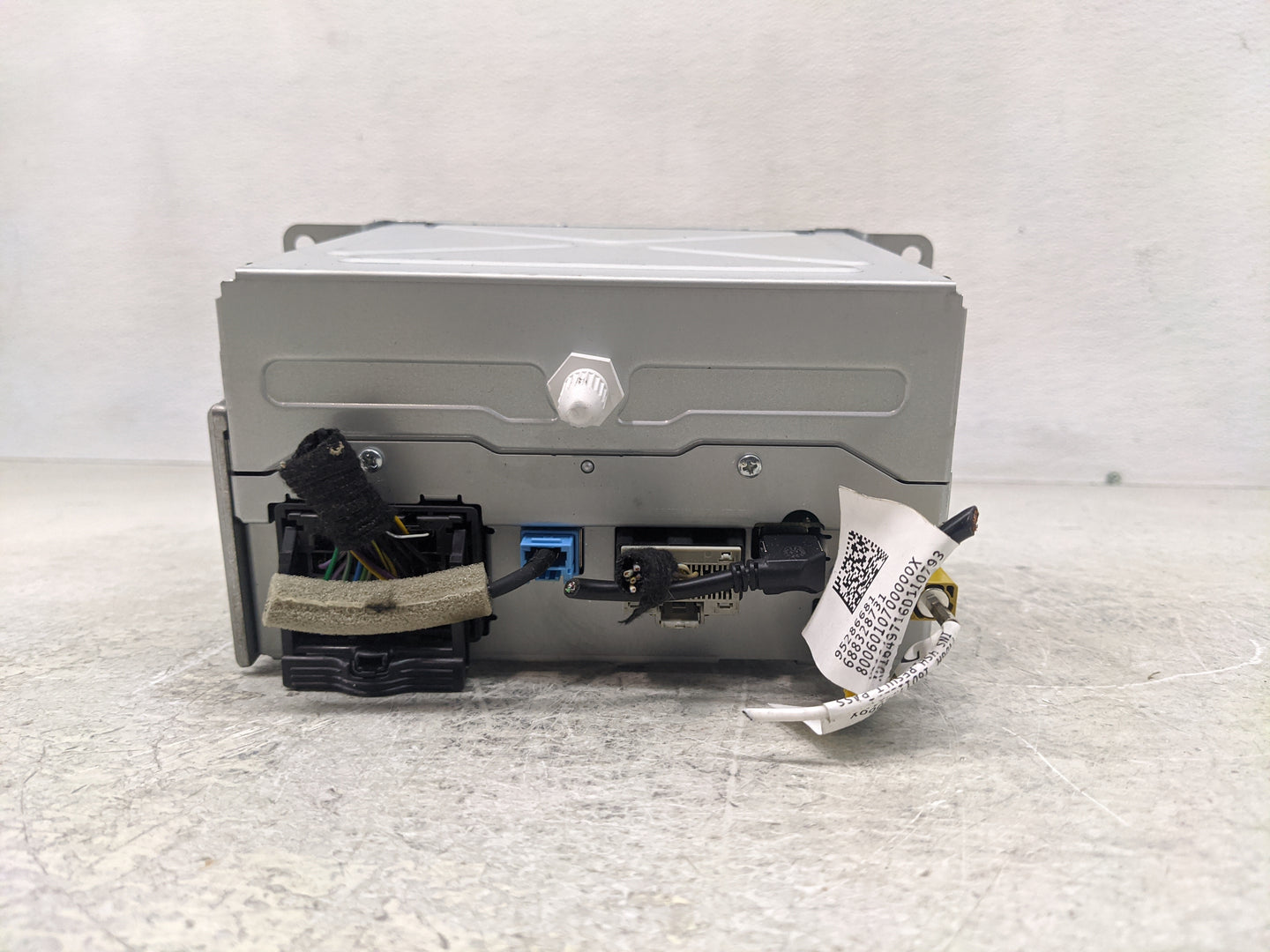 2016 Buick Encore Radio AM FM Cd Player Receiver Replacement P/N:84022548 Fits Fits 2017 OEM Used Auto Parts - Oemusedautopa