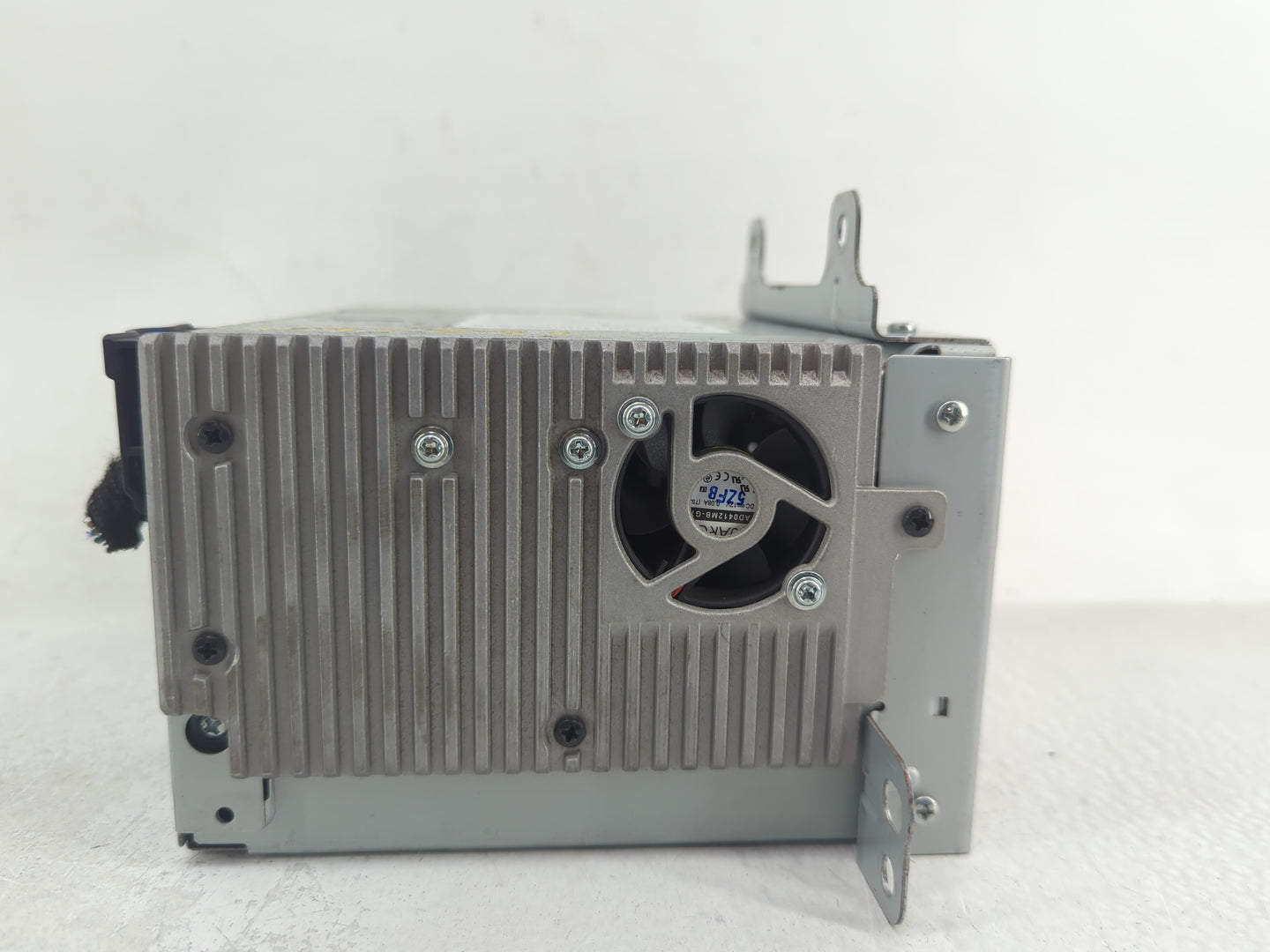 2015-2016 Buick Encore Radio AM FM Cd Player Receiver Replacement P/N:84026635 Fits Fits 2014 2015 2016 2017 OEM Used Auto P