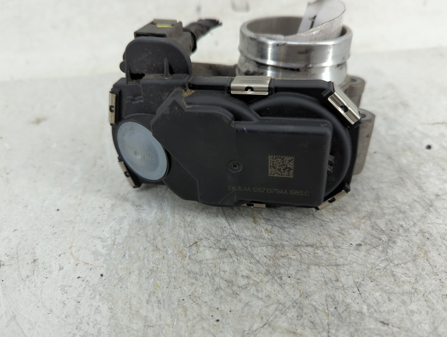 2016-2021 Buick Encore Throttle Body P/N:12671379AA Fits Fits 2016 2017 2018 2019 2020 2021 2022 OEM Used Auto Parts - Oemus