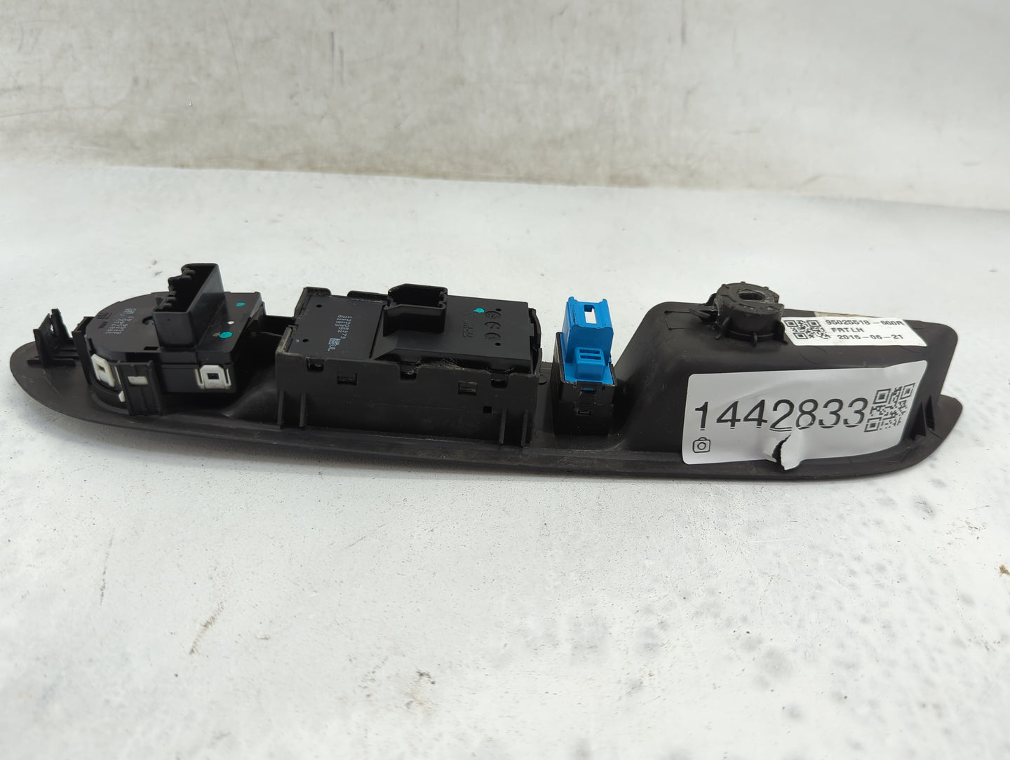 2016 Buick Encore Master Power Window Switch Replacement Driver Side Left P/N:95025518-600R Fits Fits 2015 2017 OEM Used Aut