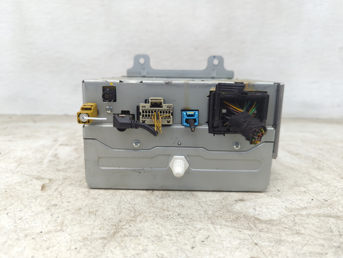 2016 Buick Encore Radio AM FM Cd Player Receiver Replacement P/N:84022548 GA-130-COLR-NT, ACJ-GA-130-COLR Fits Fits 2017 OEM