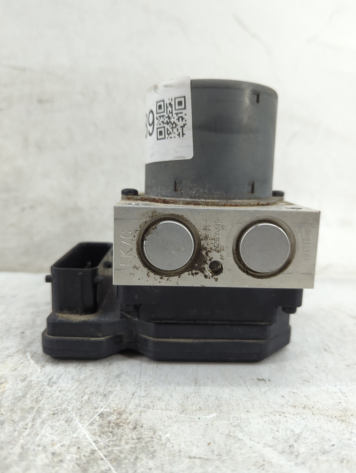 2016 Buick Encore Anti-Lock Brake ABS Pump Module Actuator OEM P/N:42403007 P66GAT1P2525429, GH5M5M1195U5429, 01090928AAA Fi