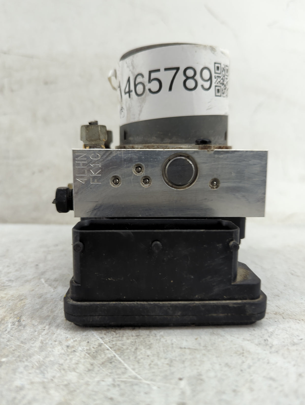 2016 Buick Encore Anti-Lock Brake ABS Pump Module Actuator OEM P/N:42403007 P66GAT1P2525429, GH5M5M1195U5429, 01090928AAA Fi
