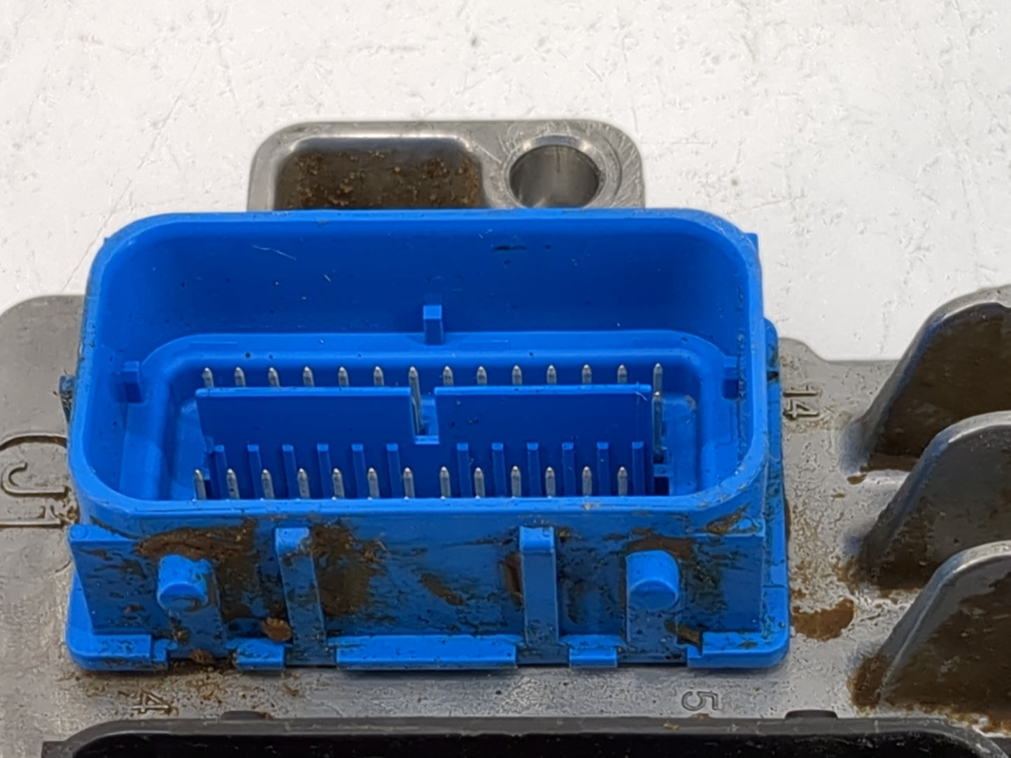 2013-2016 Buick Encore PCM Engine Control Computer ECU ECM PCU OEM P/N:12669749 86AB7RK16034K48B Fits OEM Used Auto Parts - 
