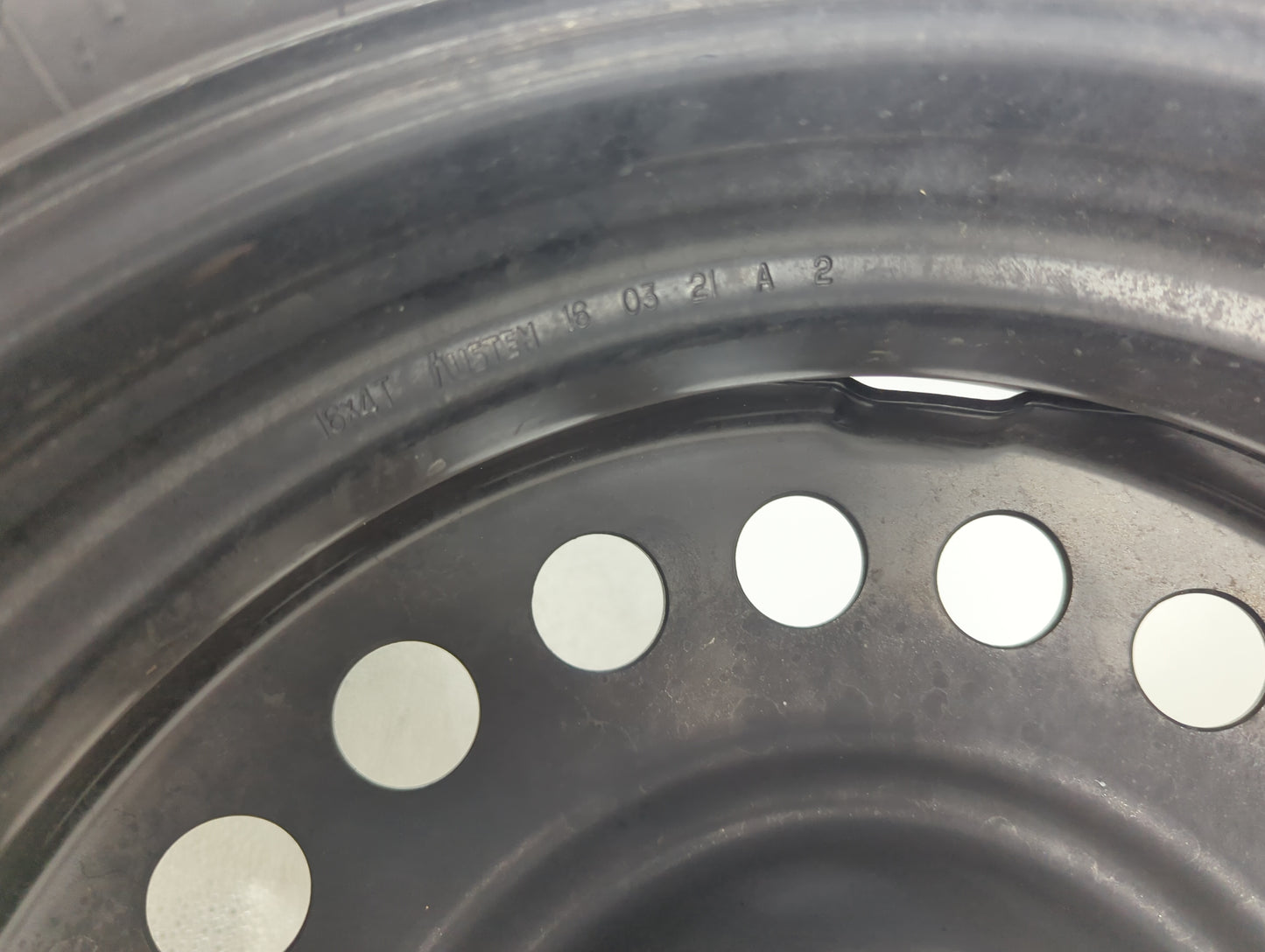2013-2022 Buick Encore Spare Donut Tire Wheel Rim Oem 1490770 - Oemusedautoparts1.com