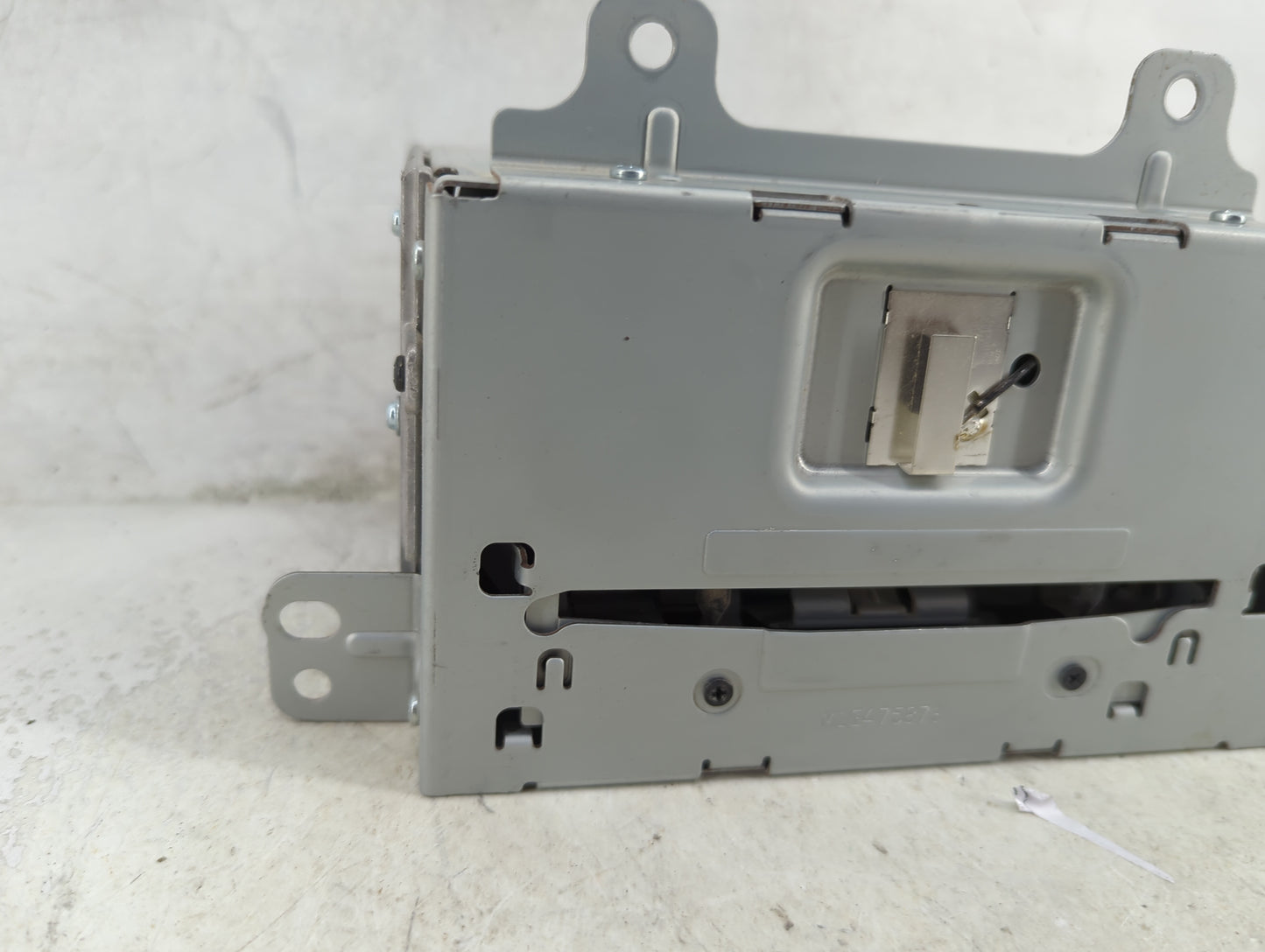 2015-2016 Buick Encore Radio AM FM Cd Player Receiver Replacement P/N:84022548 CQ-FG75E1GDC Fits Fits 2014 2015 2016 2017 OE