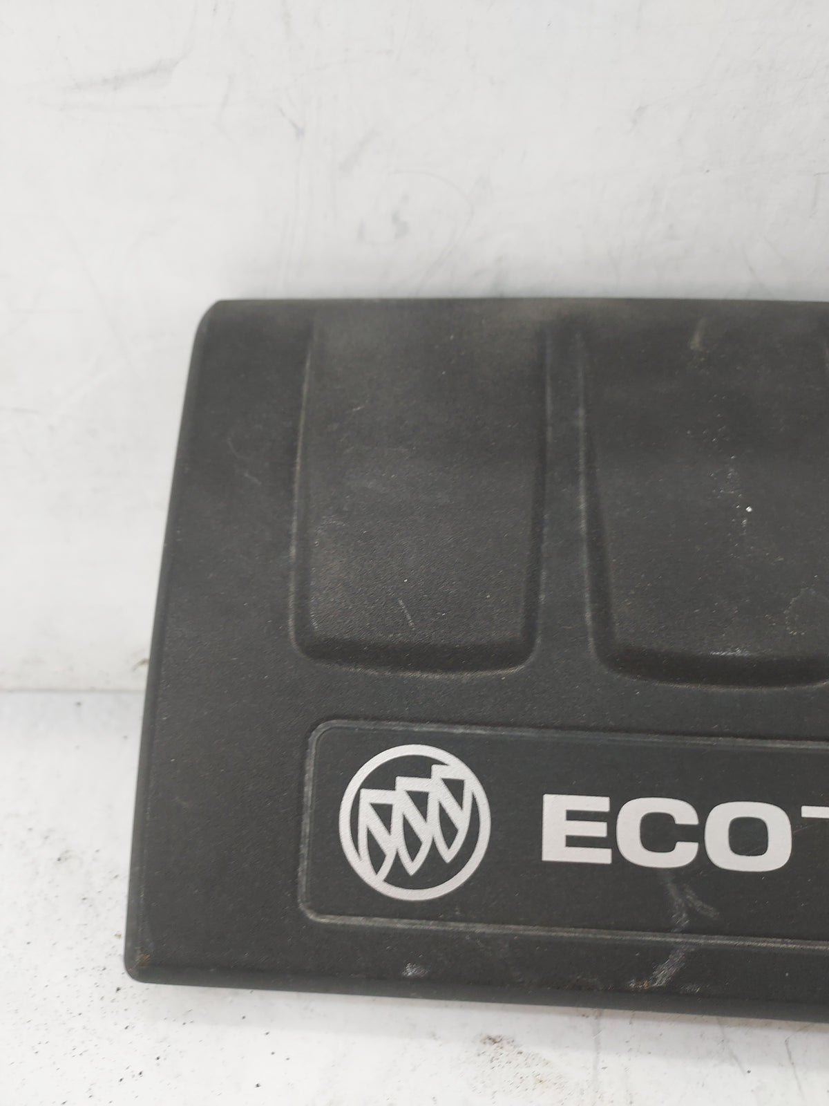 2016 Buick Encore Engine Cover Black - Oemusedautoparts1.com
