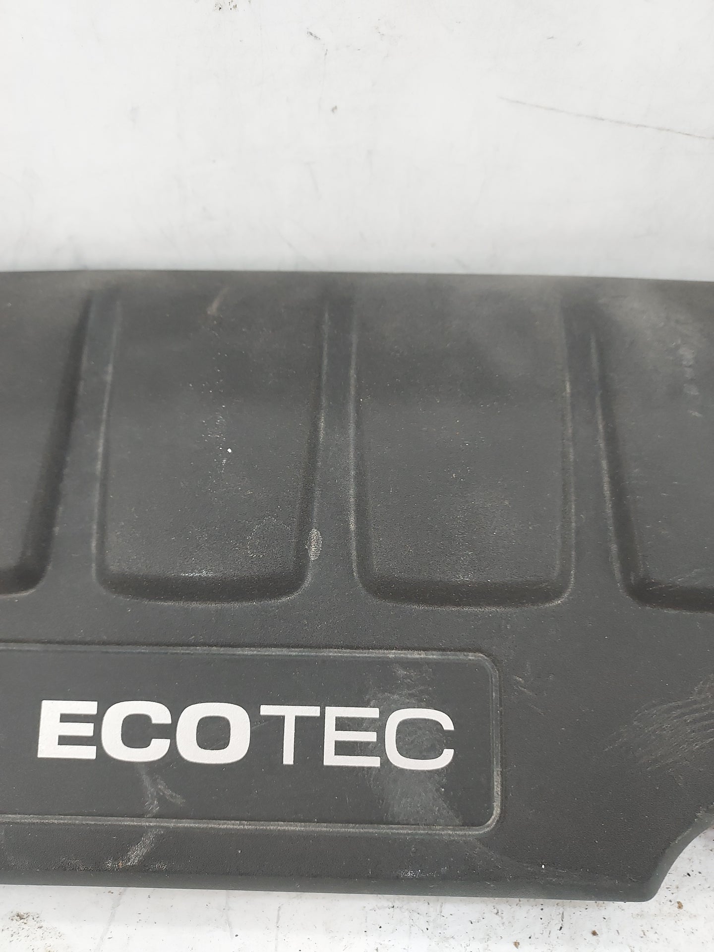2016 Buick Encore Engine Cover Black - Oemusedautoparts1.com