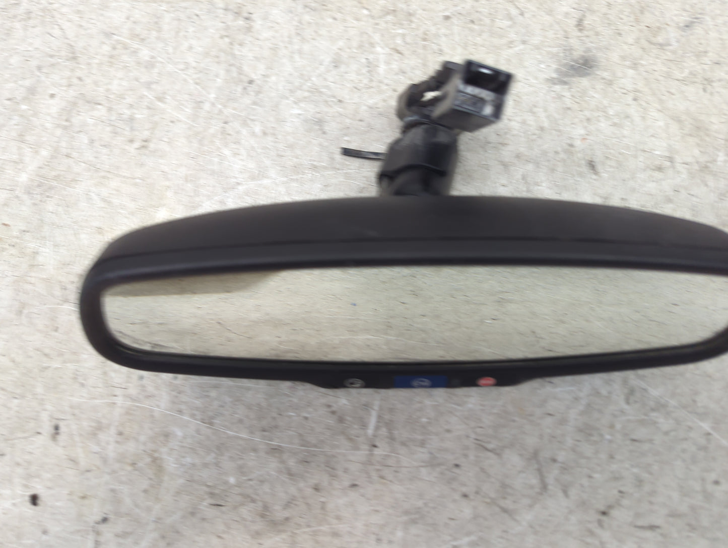 2016 Buick Encore Interior Rear View Mirror Replacement OEM P/N:E13 022197 GNTX-453 Fits OEM Used Auto Parts - Oemusedautopa