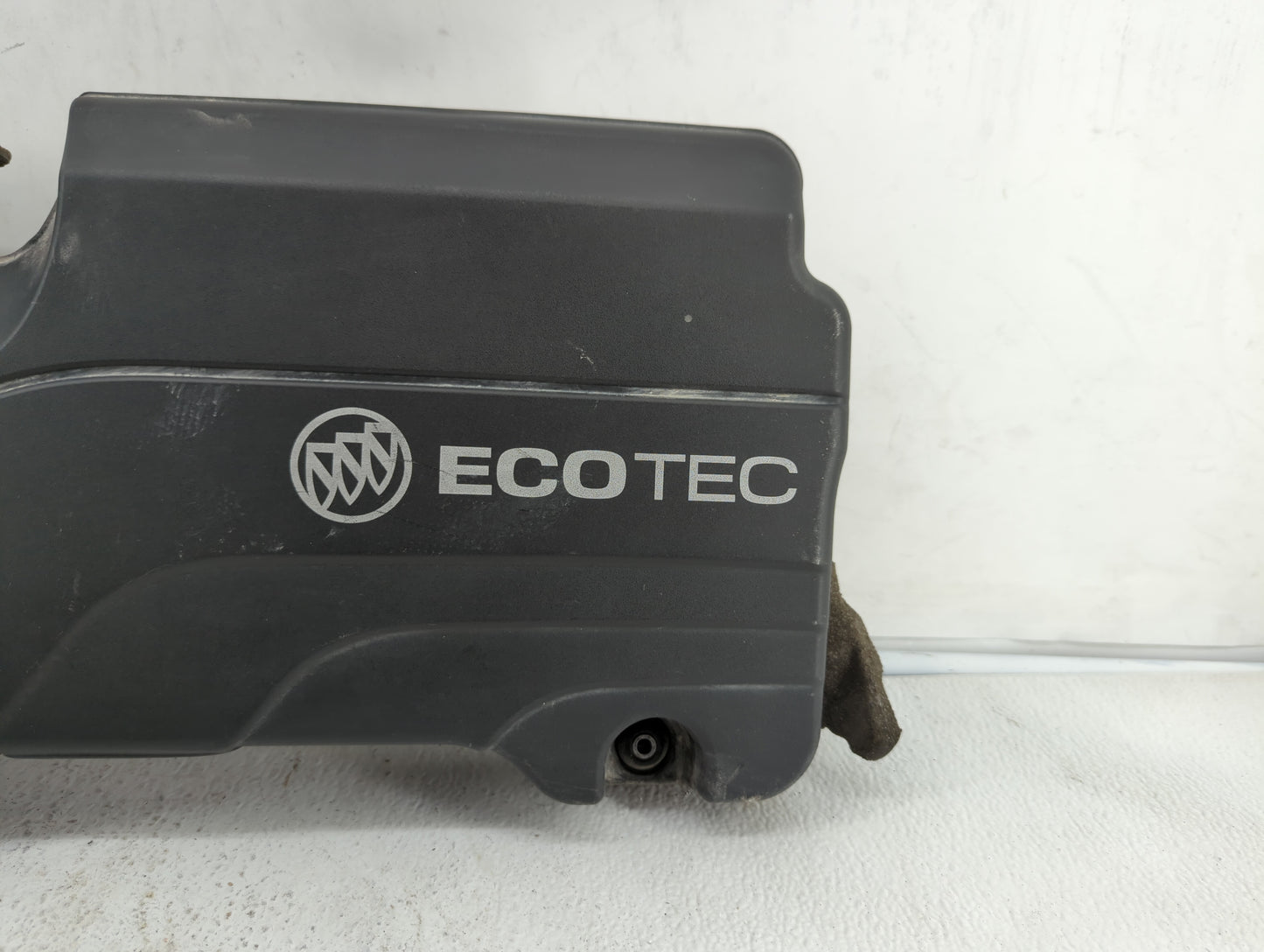 2016 Buick Encore Engine Cover - Oemusedautoparts1.com