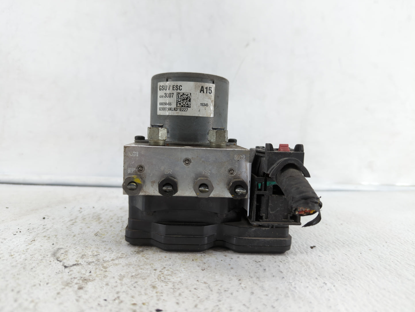 2016 Buick Encore ABS Pump Control Module Replacement P/N:42403007 Fits OEM Used Auto Parts - Oemusedautoparts1.com