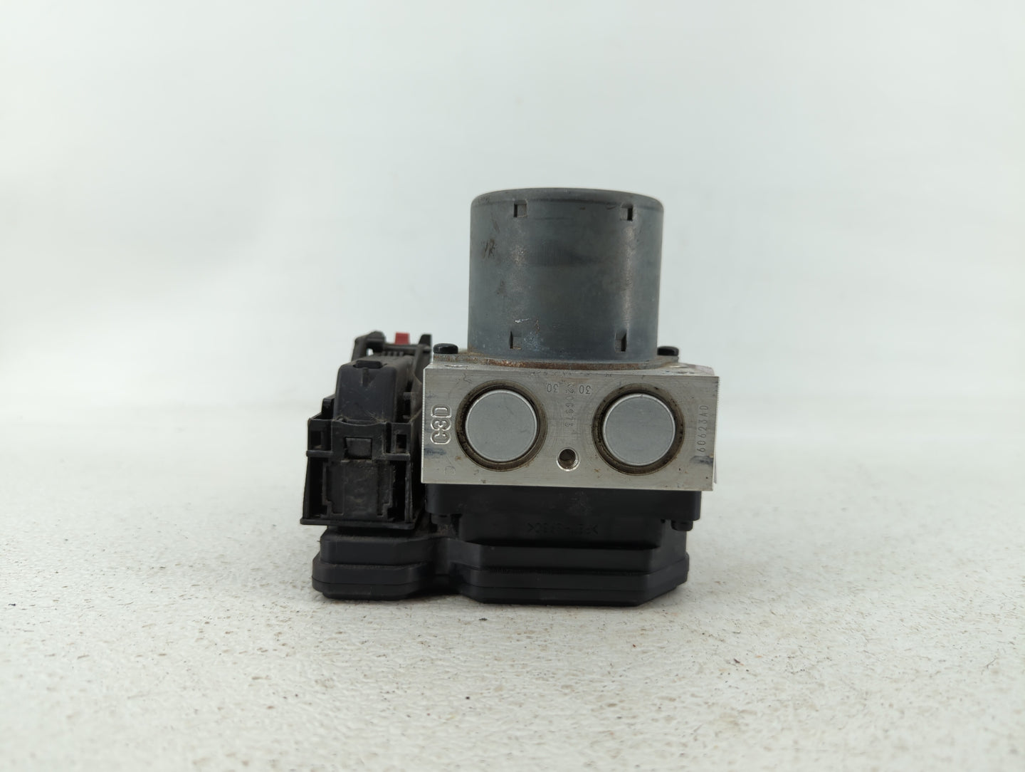 2016 Buick Encore ABS Pump Control Module Replacement P/N:42403007 Fits OEM Used Auto Parts - Oemusedautoparts1.com