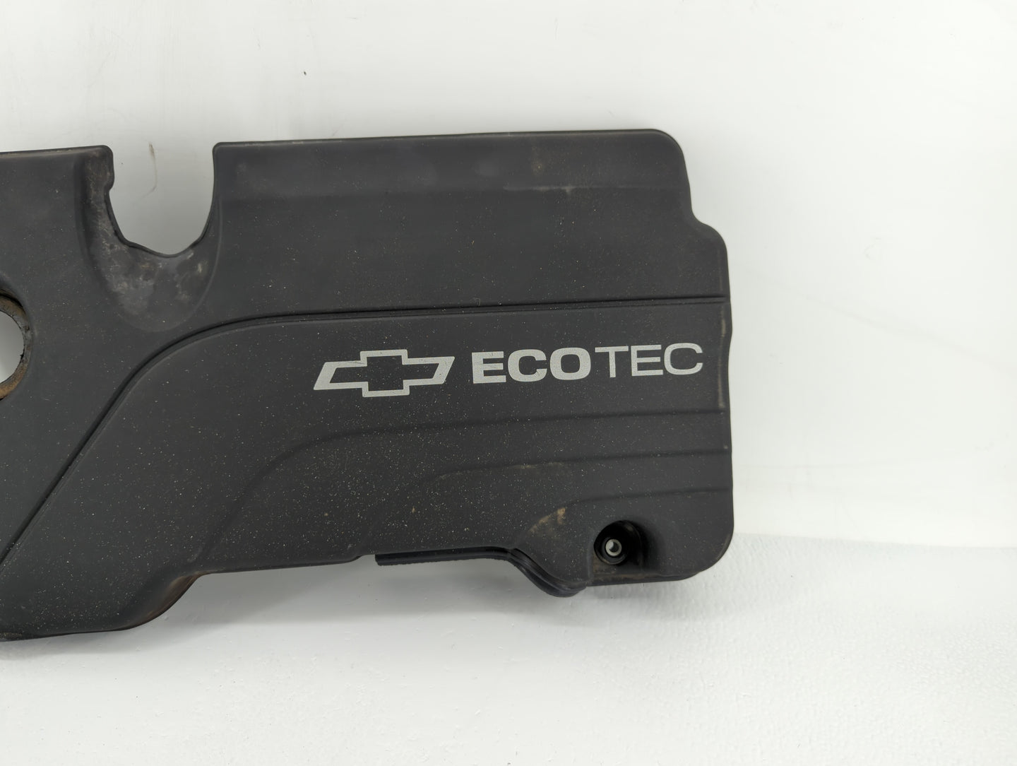 2016 Buick Encore Engine Cover - Oemusedautoparts1.com