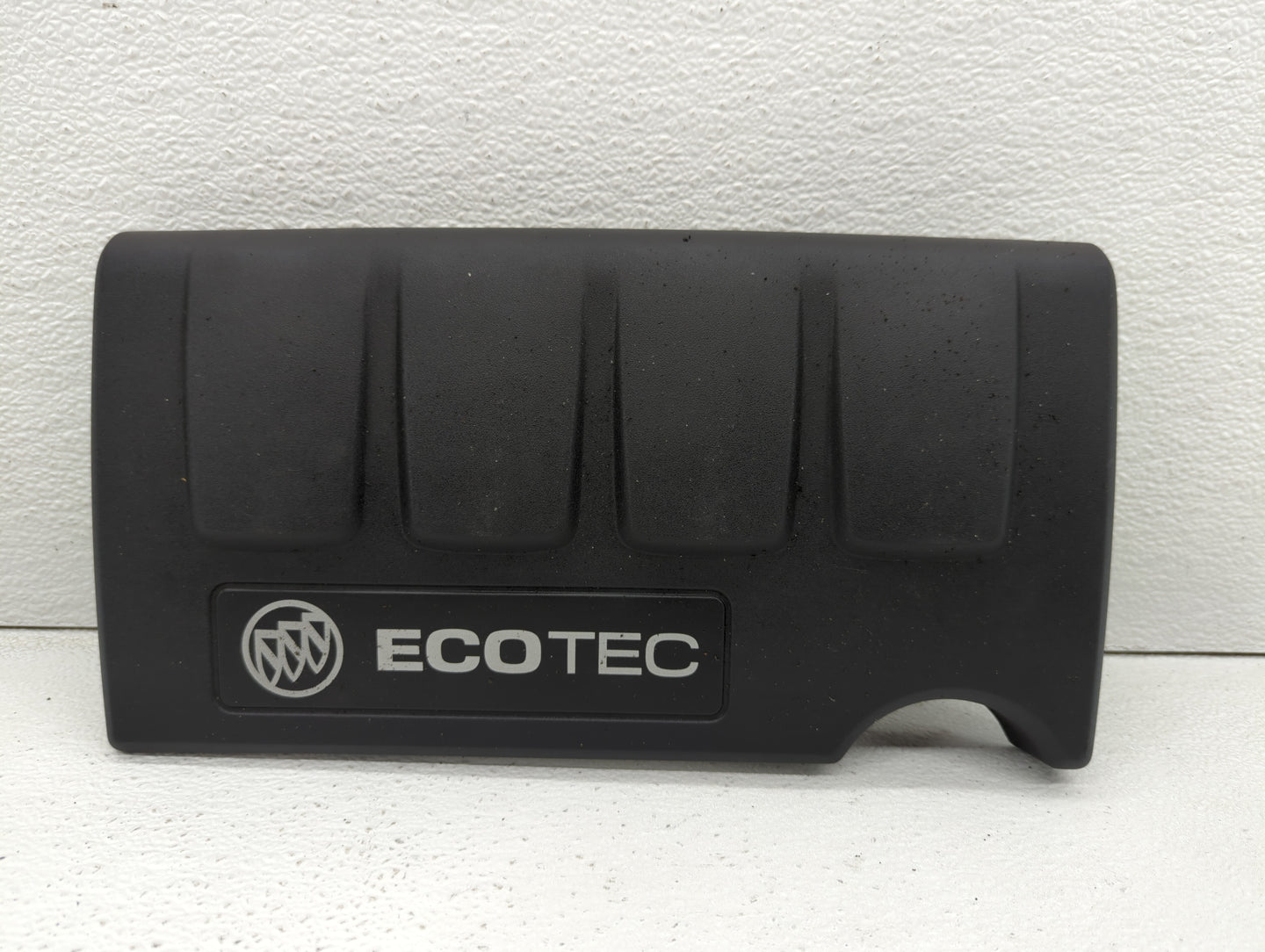 2016 Buick Encore Engine Cover - Oemusedautoparts1.com