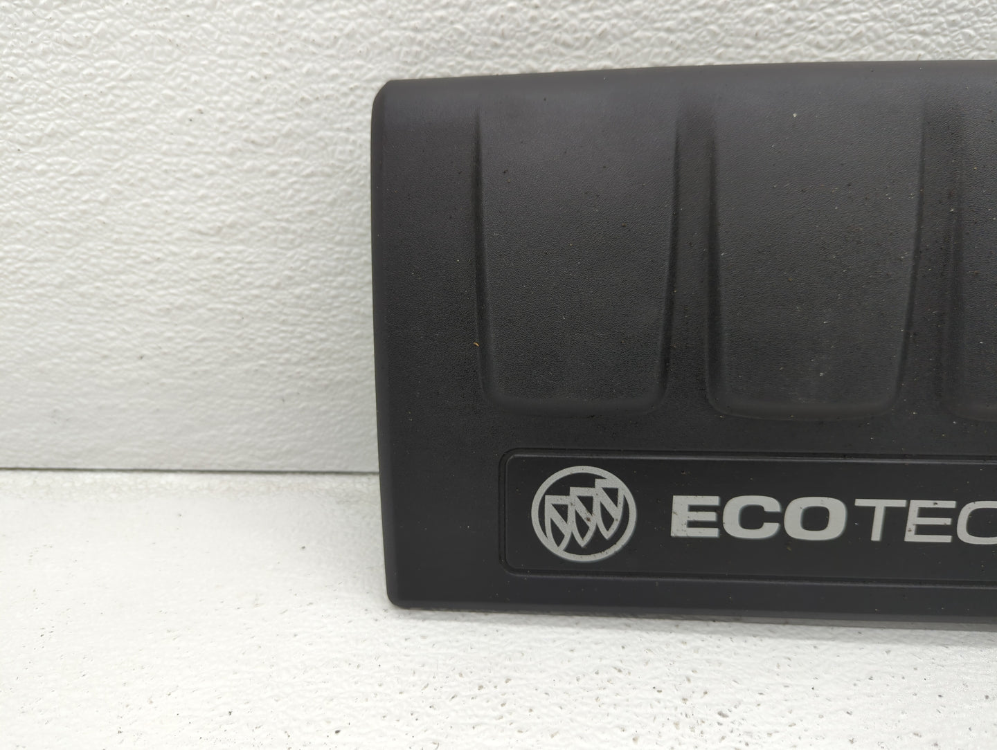 2016 Buick Encore Engine Cover - Oemusedautoparts1.com