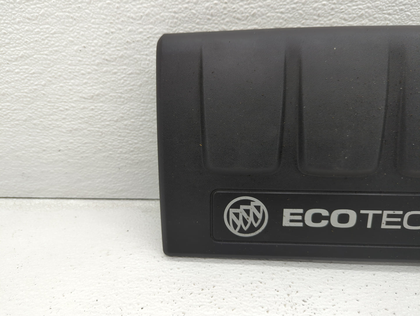 2016 Buick Encore Engine Cover - Oemusedautoparts1.com