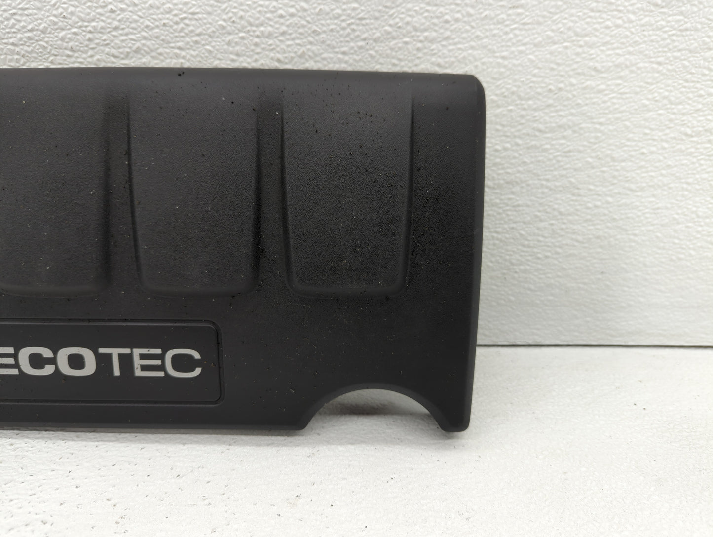 2016 Buick Encore Engine Cover - Oemusedautoparts1.com