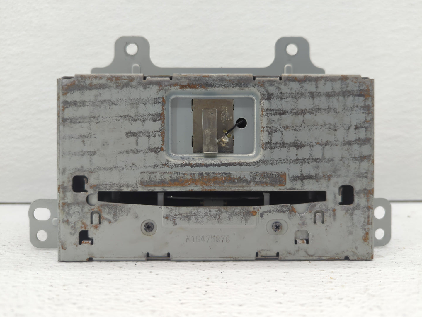 2015-2016 Buick Encore Am Fm Cd Player Radio Receiver - Oemusedautoparts1.com