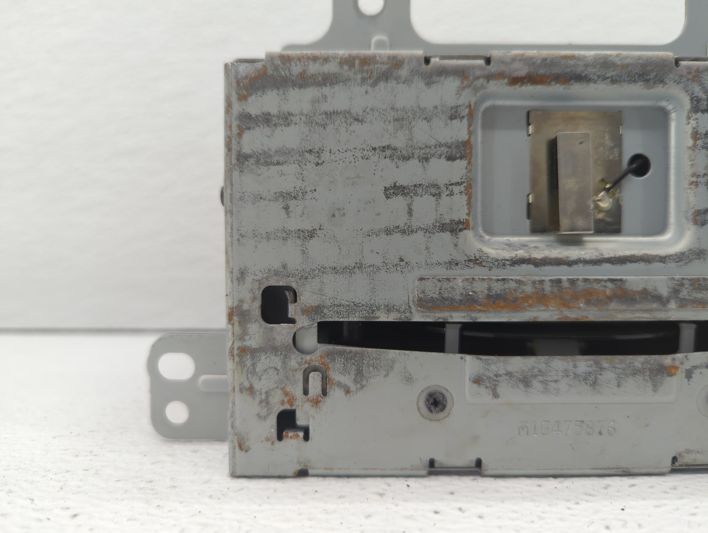 2015-2016 Buick Encore Am Fm Cd Player Radio Receiver - Oemusedautoparts1.com