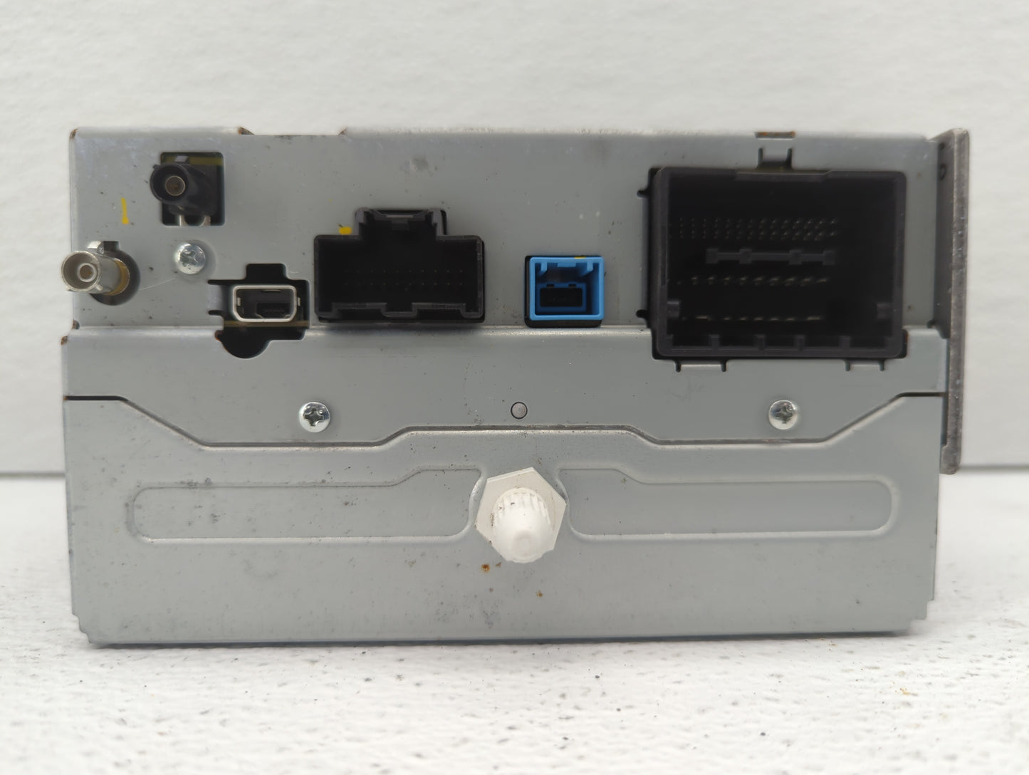 2015-2016 Buick Encore Am Fm Cd Player Radio Receiver - Oemusedautoparts1.com