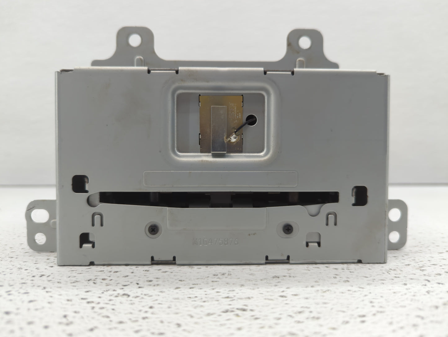 2016-2016 Buick Encore Am Fm Cd Player Radio Receiver - Oemusedautoparts1.com