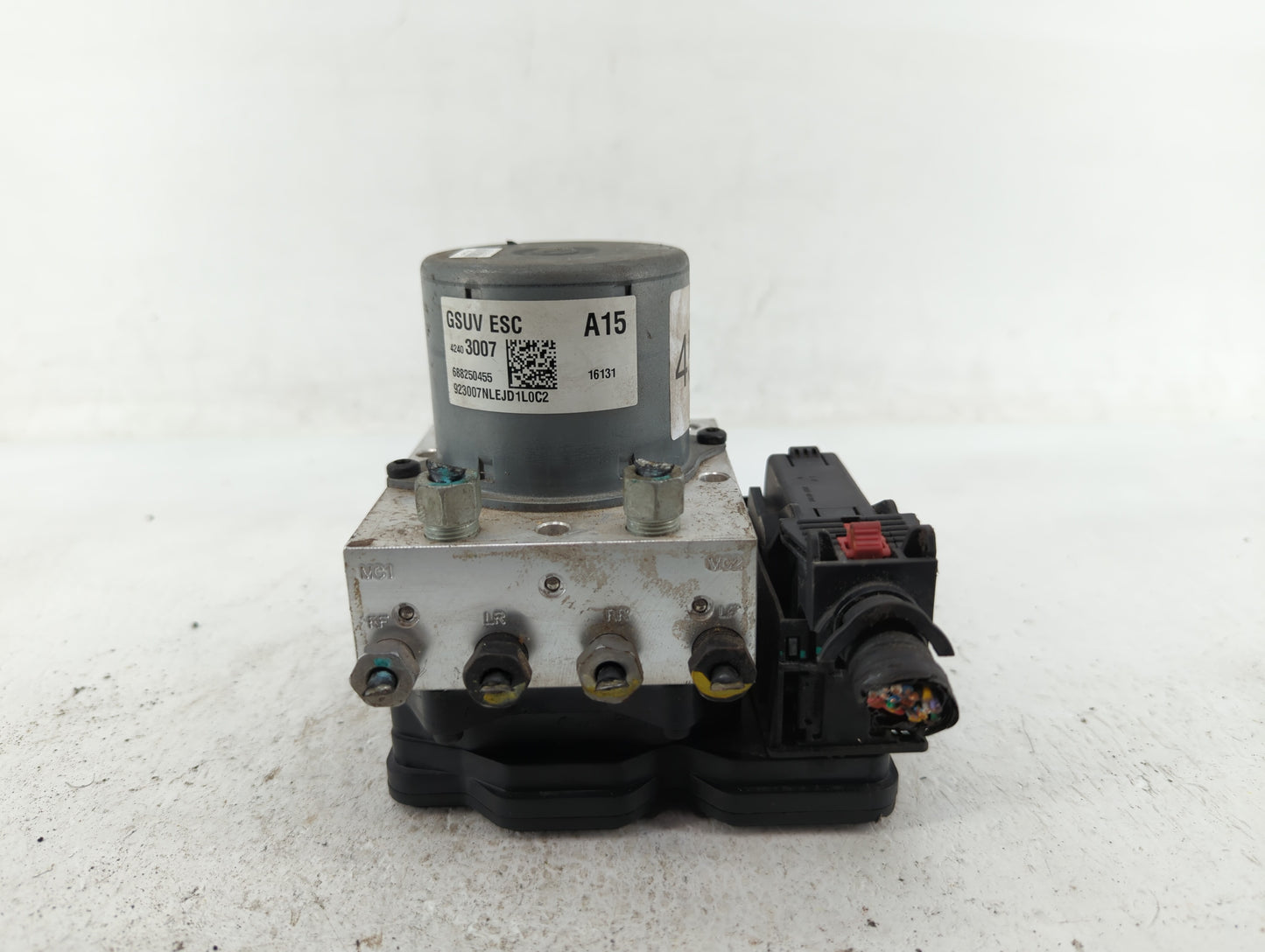 2016 Buick Encore ABS Pump Control Module Replacement P/N:42403007 Fits OEM Used Auto Parts - Oemusedautoparts1.com