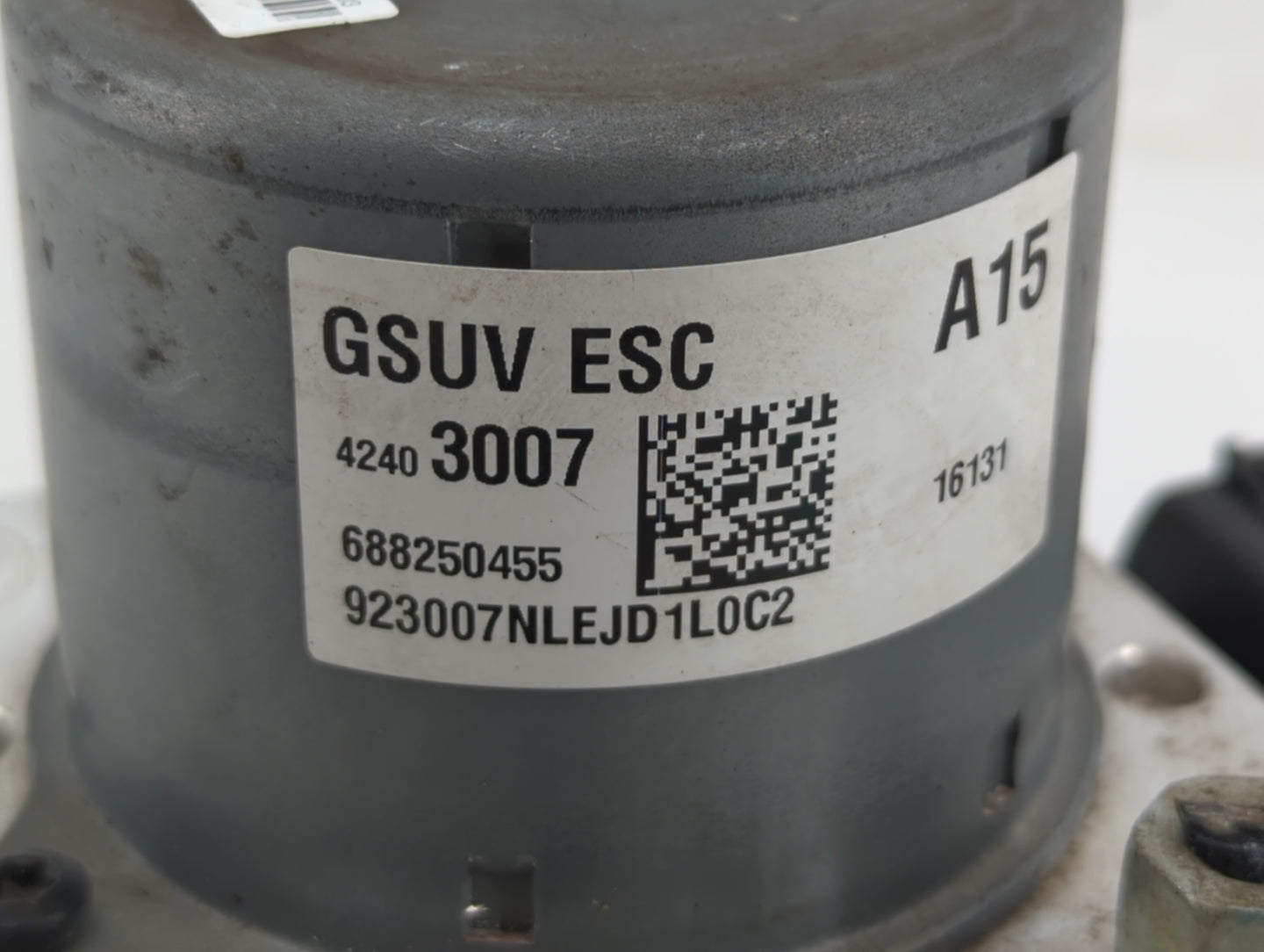 2016 Buick Encore ABS Pump Control Module Replacement P/N:42403007 Fits OEM Used Auto Parts - Oemusedautoparts1.com