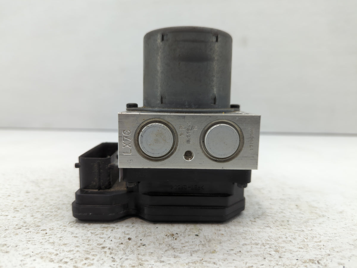 2016 Buick Encore Anti-Lock Brake ABS Pump Module Actuator OEM P/N:42403007 Fits OEM Used Auto Parts - Oemusedautoparts1.com