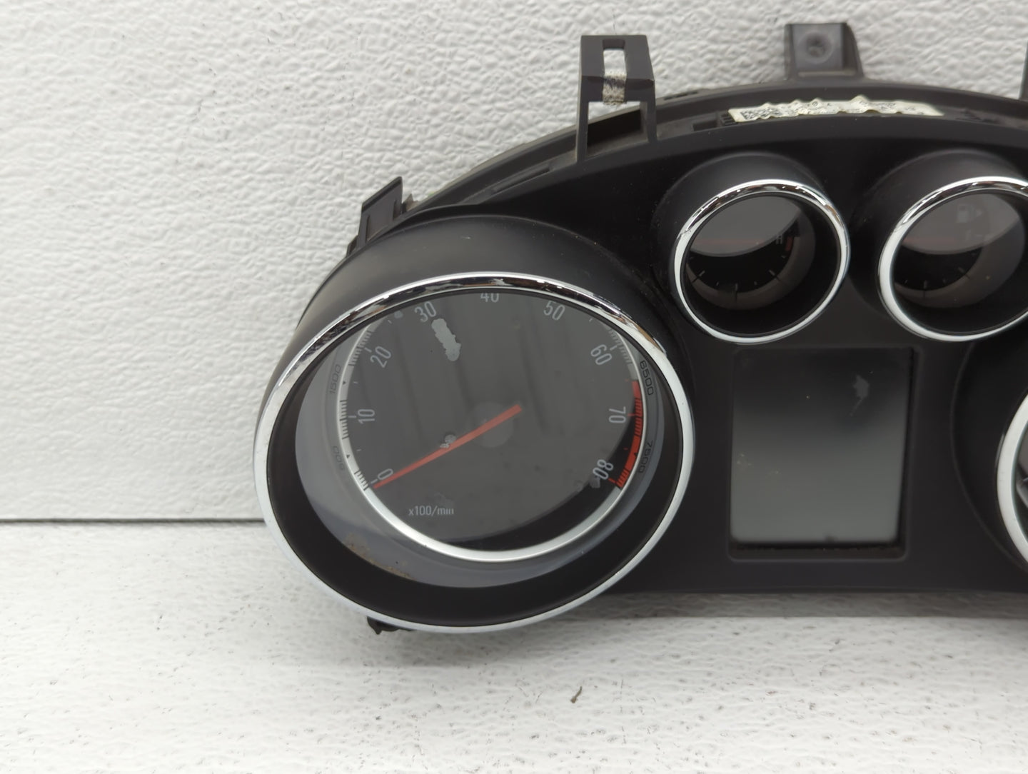 2016 Buick Encore Instrument Cluster Speedometer Gauges P/N:42347916 42347914 Fits OEM Used Auto Parts - Oemusedautoparts1.c