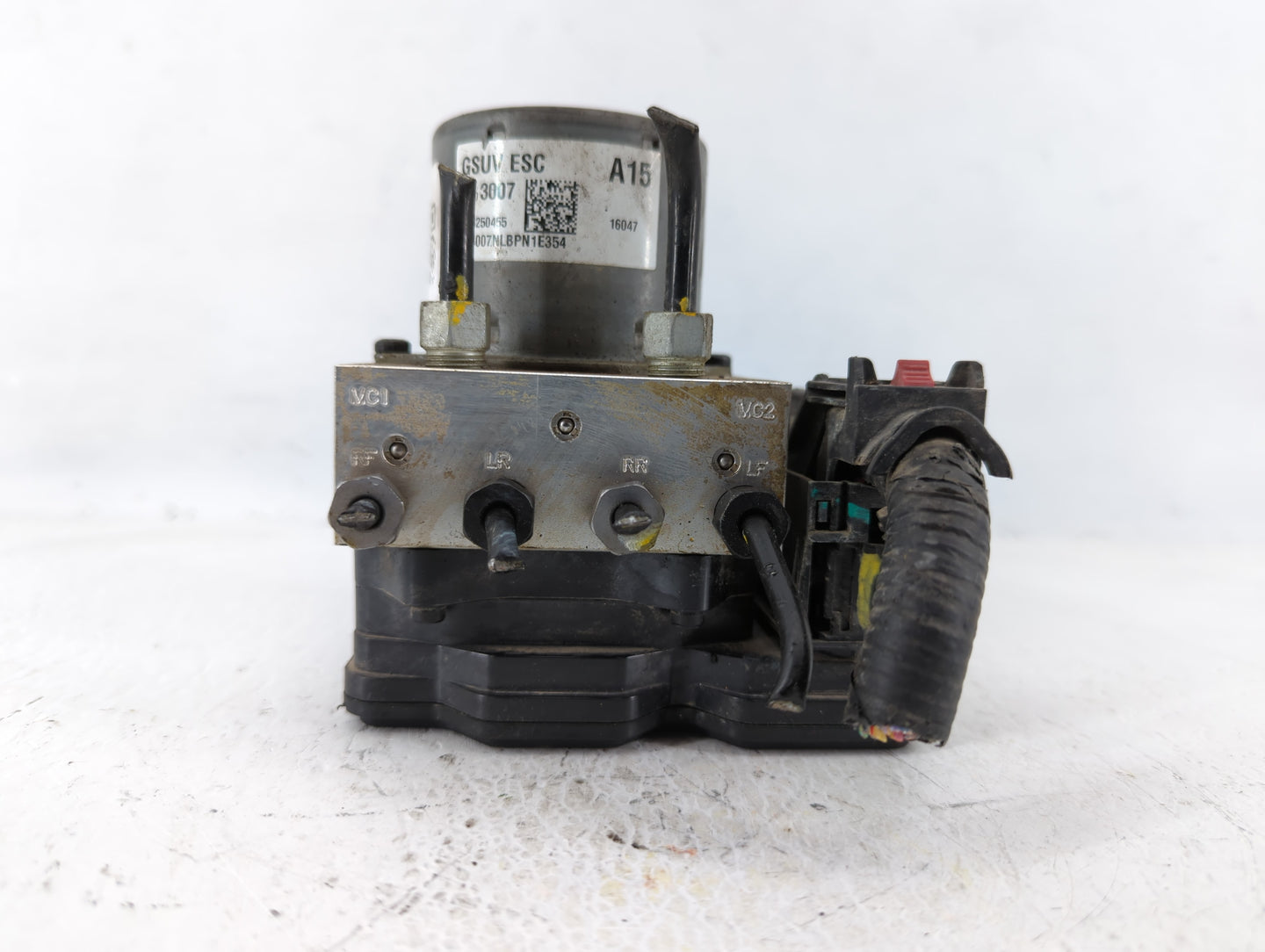 2016 Buick Encore ABS Pump Control Module Replacement P/N:42403007 Fits OEM Used Auto Parts - Oemusedautoparts1.com