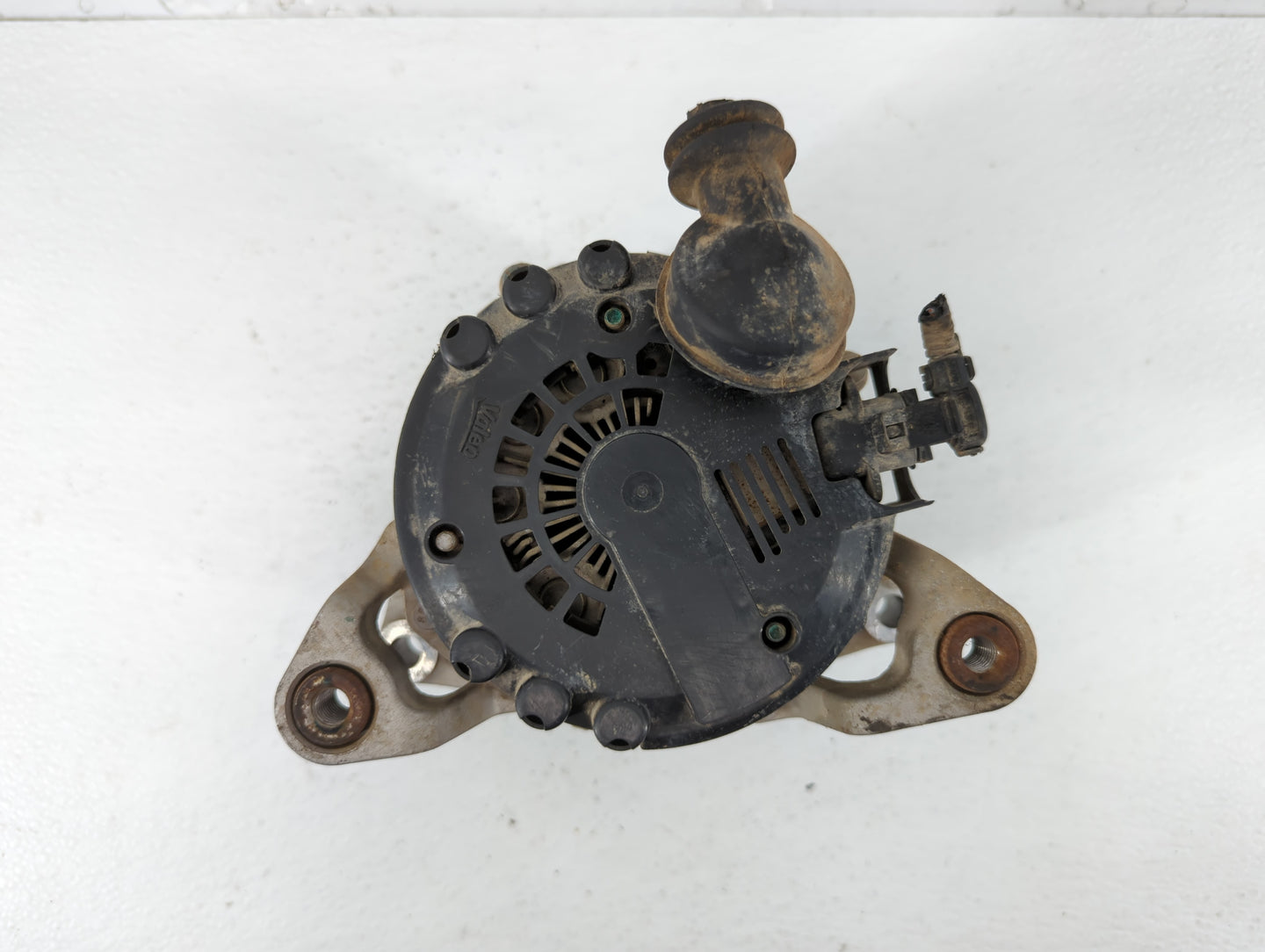 2013-2021 Buick Encore Alternator Replacement Generator Charging Assembly Engine OEM P/N:13597226 Fits OEM Used Auto Parts -