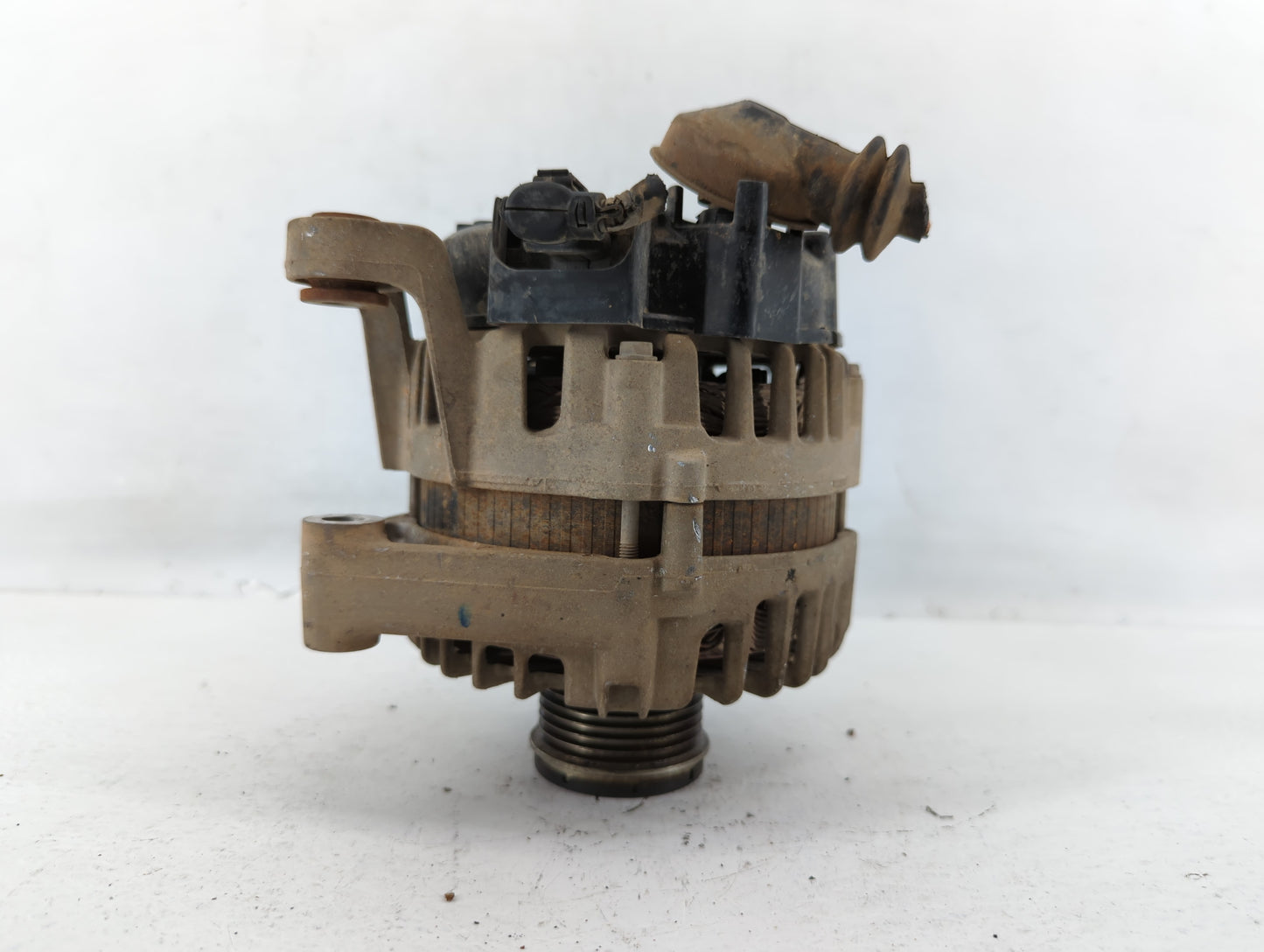 2013-2021 Buick Encore Alternator Replacement Generator Charging Assembly Engine OEM P/N:13597226 Fits OEM Used Auto Parts -