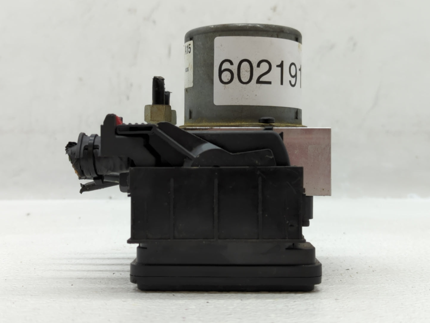 2016 Buick Encore ABS Pump Control Module Replacement Fits OEM Used Auto Parts - Oemusedautoparts1.com