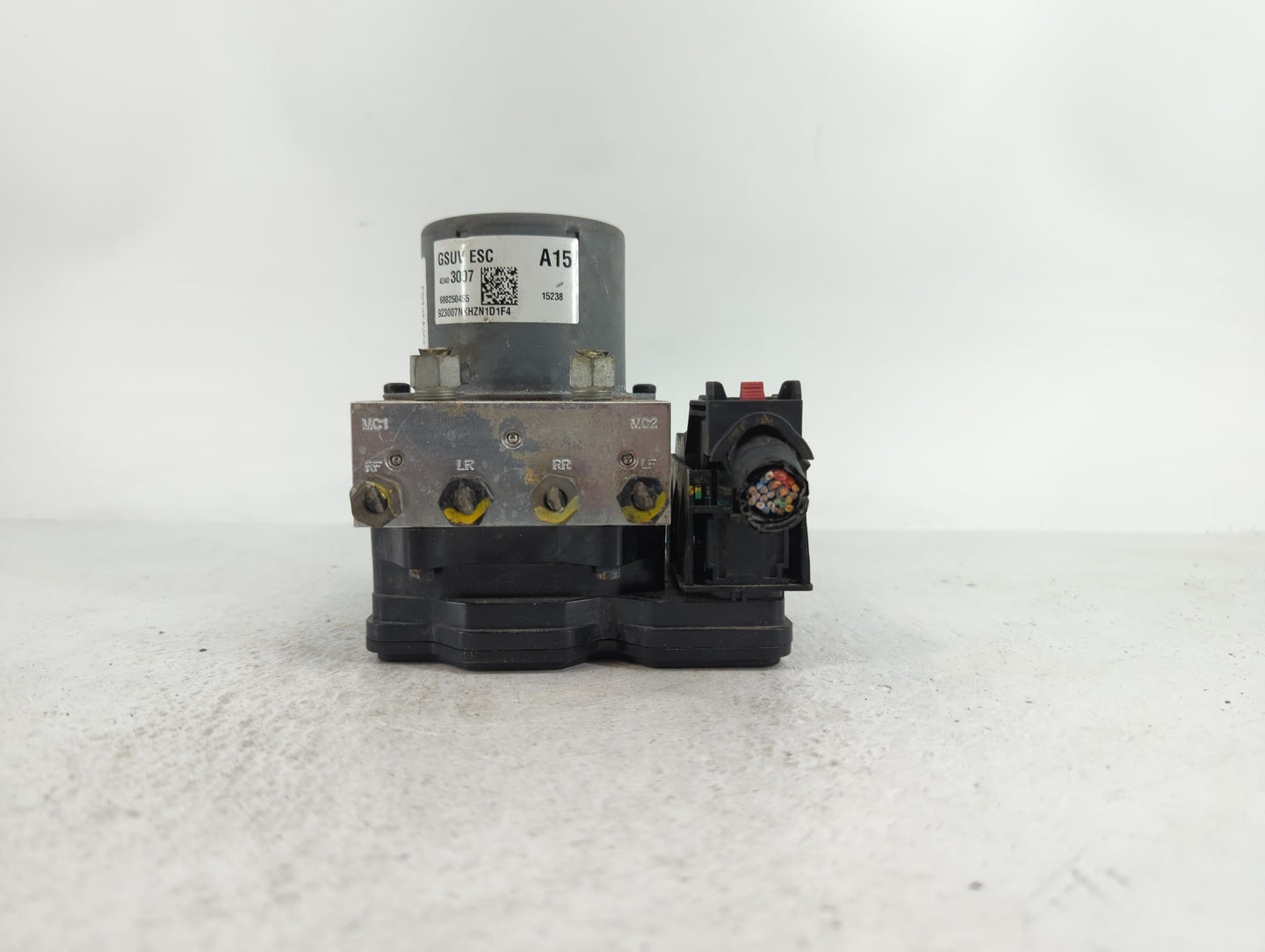 2016 Buick Encore ABS Pump Control Module Replacement P/N:42403007 Fits OEM Used Auto Parts - Oemusedautoparts1.com