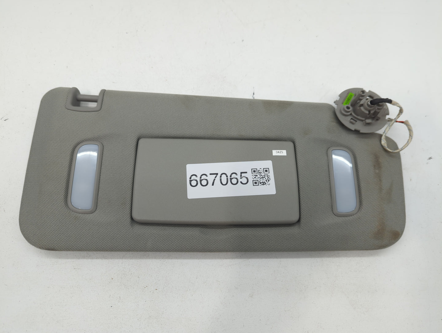 2013-2021 Buick Encore Sun Visor Shade Replacement Passenger Right Mirror Fits Fits 2013 2014 2015 2016 2017 2018 2019 2020 