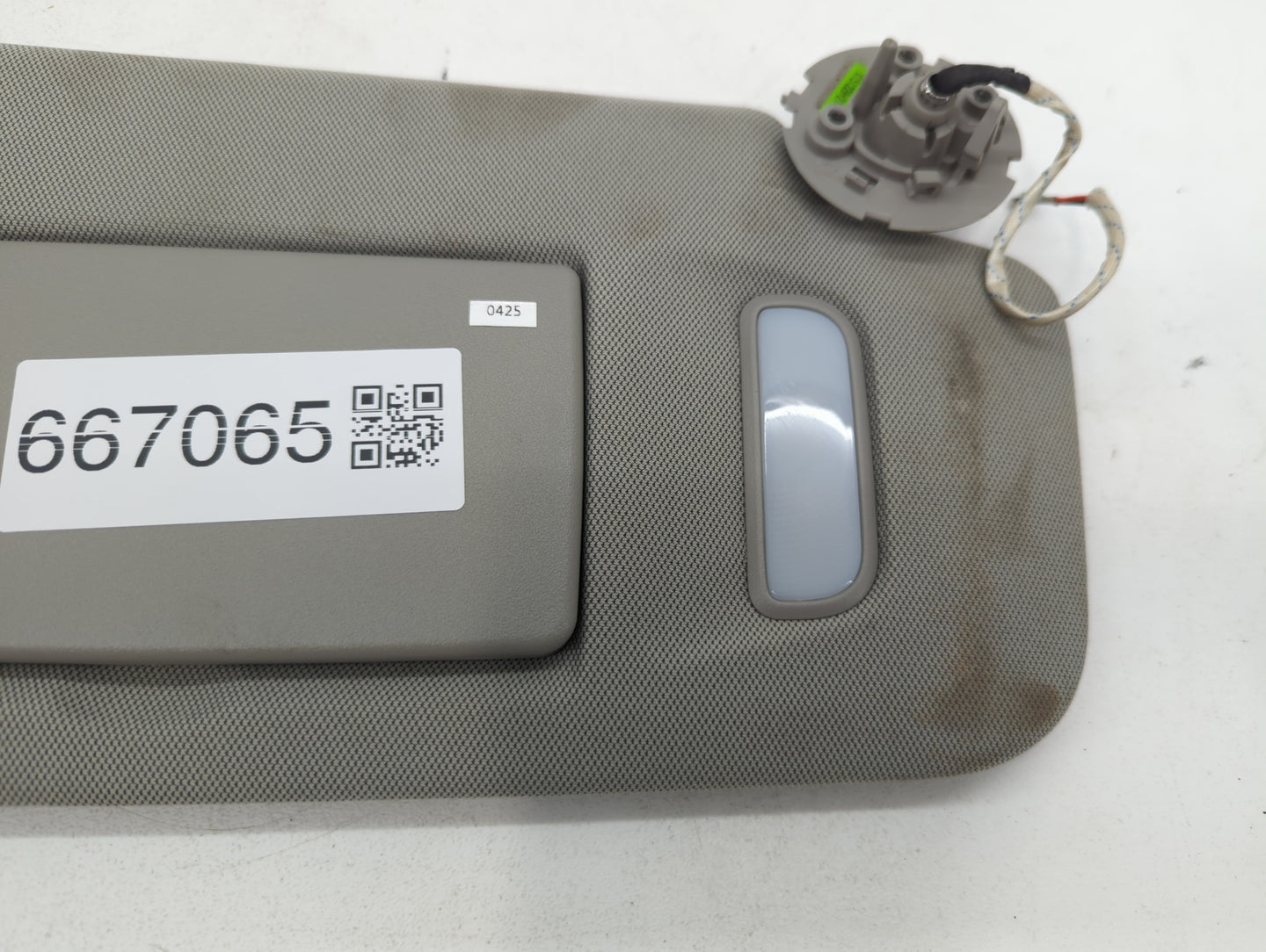 2013-2021 Buick Encore Sun Visor Shade Replacement Passenger Right Mirror Fits Fits 2013 2014 2015 2016 2017 2018 2019 2020 