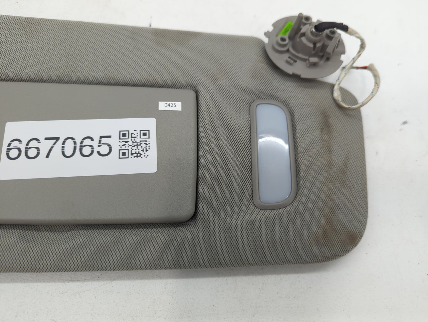 2013-2021 Buick Encore Sun Visor Shade Replacement Passenger Right Mirror Fits Fits 2013 2014 2015 2016 2017 2018 2019 2020 