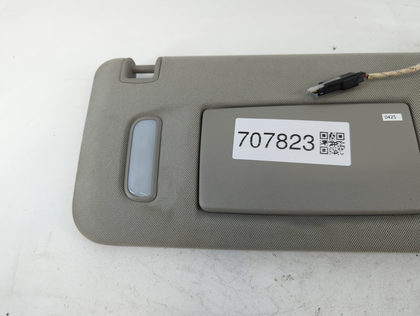 2013-2021 Buick Encore Sun Visor Shade Replacement Passenger Right Mirror Fits Fits 2013 2014 2015 2016 2017 2018 2019 2020 