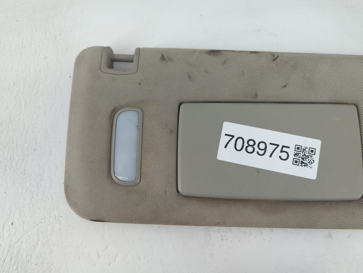 2016 Buick Encore Sun Visor Shade Replacement Passenger Right Mirror Fits OEM Used Auto Parts - Oemusedautoparts1.com