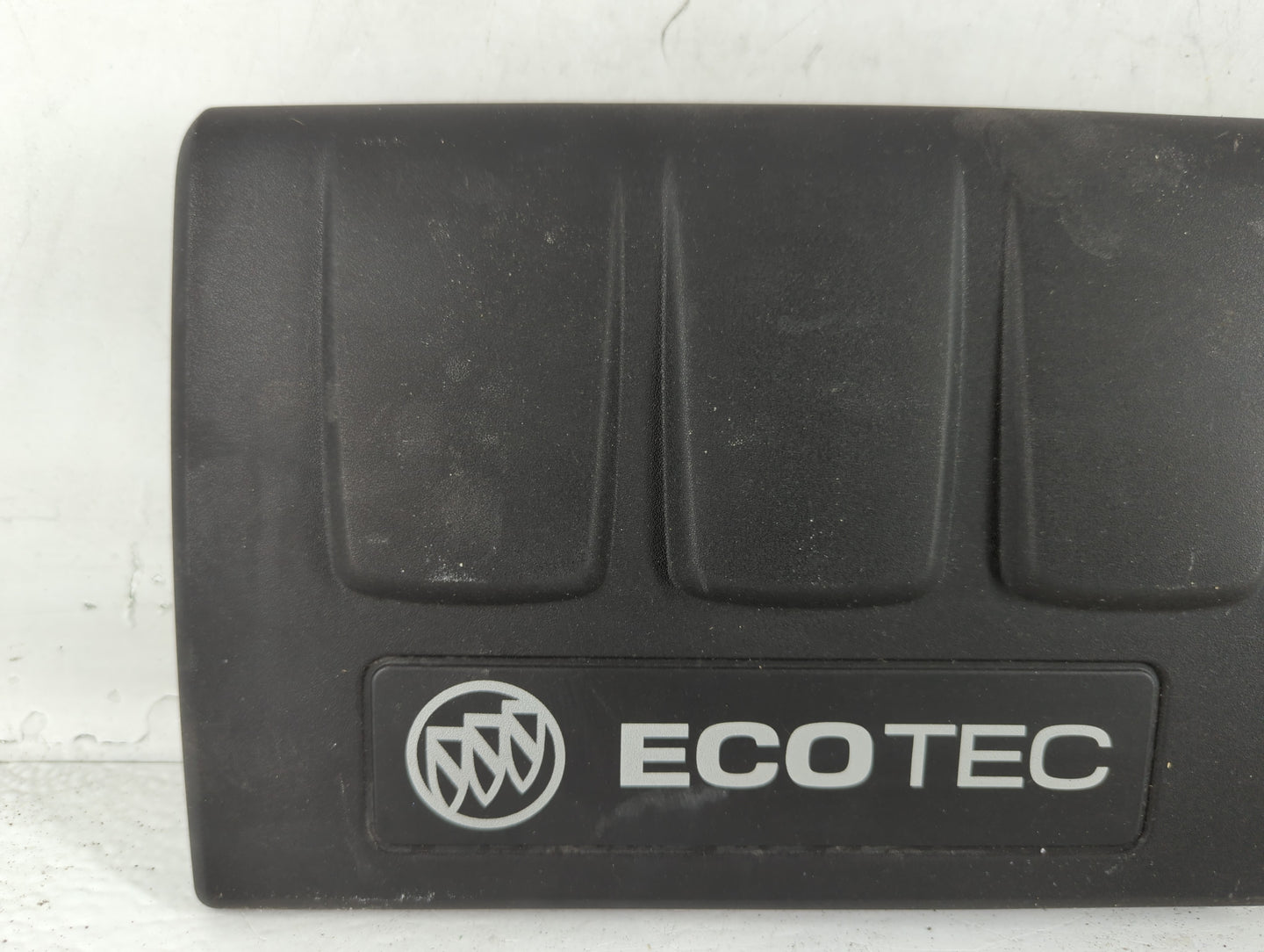 2016 Buick Encore Engine Cover - Oemusedautoparts1.com
