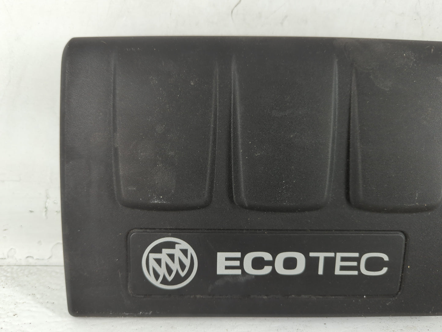 2016 Buick Encore Engine Cover - Oemusedautoparts1.com
