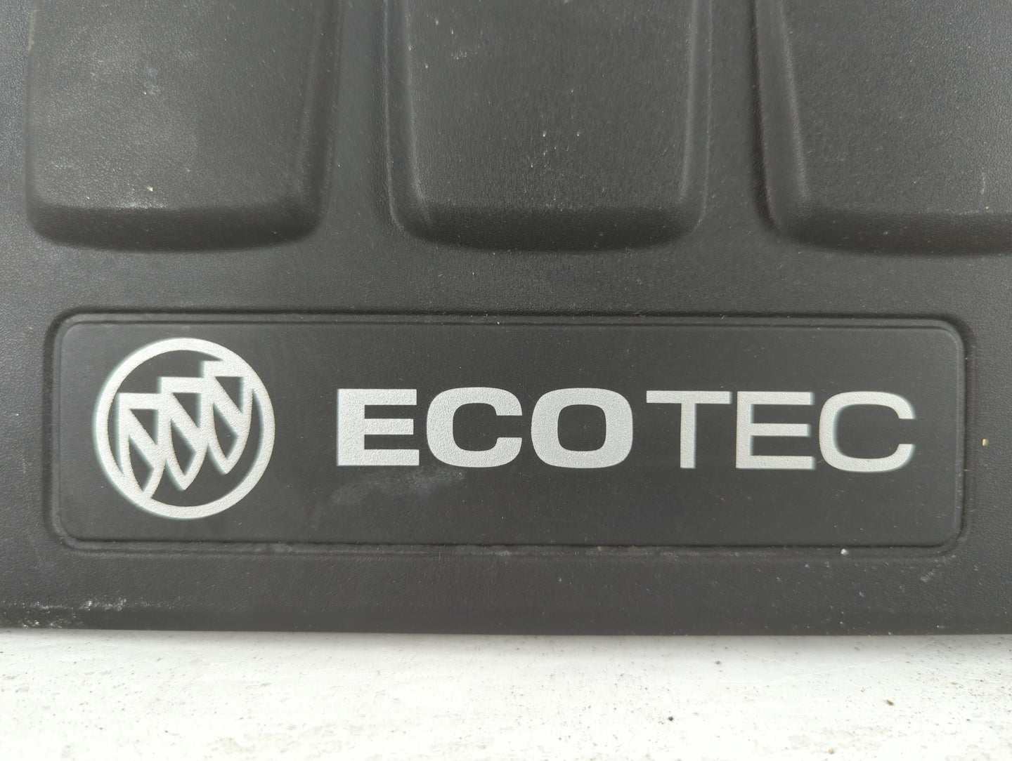 2016 Buick Encore Engine Cover - Oemusedautoparts1.com