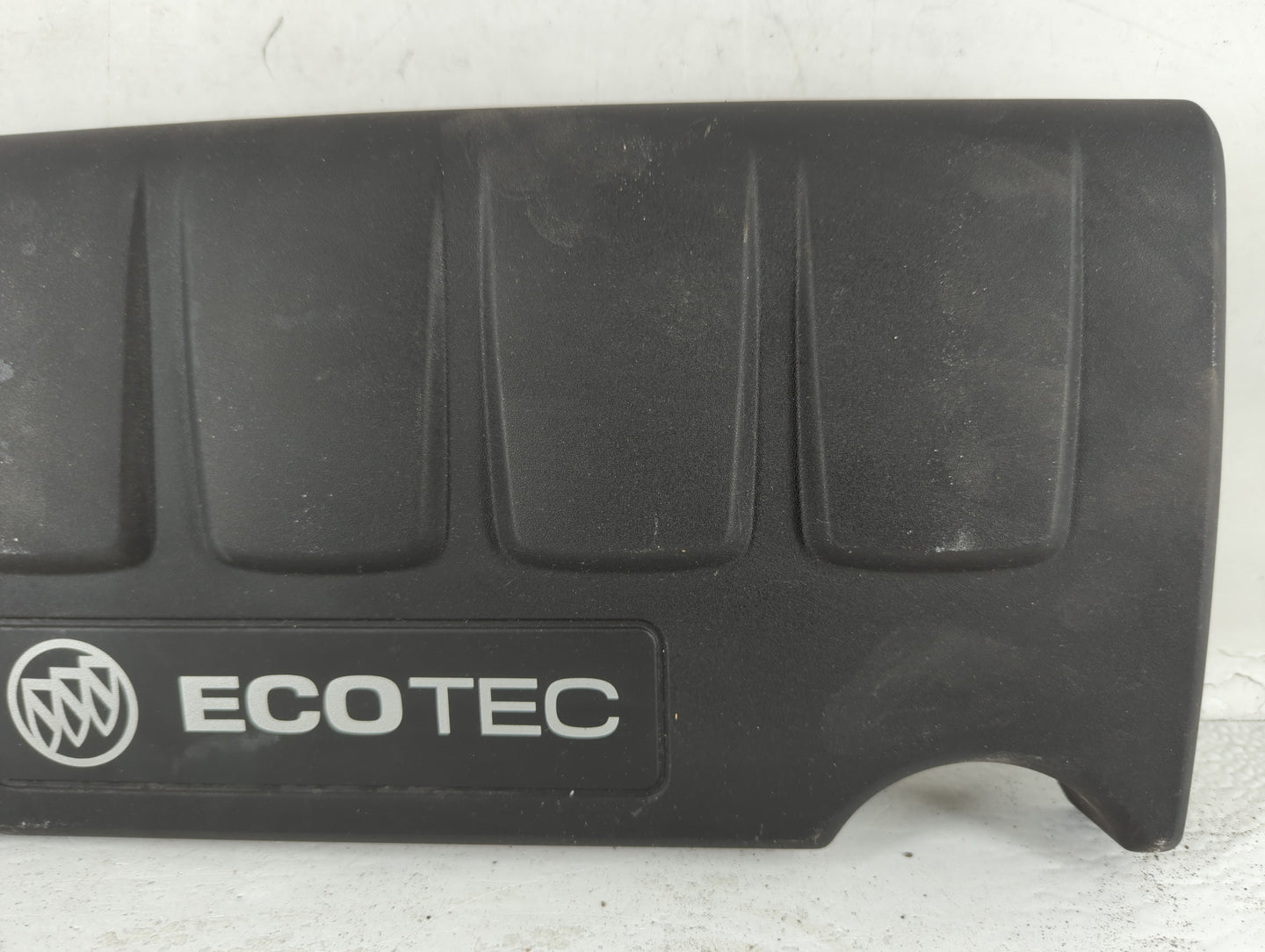 2016 Buick Encore Engine Cover - Oemusedautoparts1.com