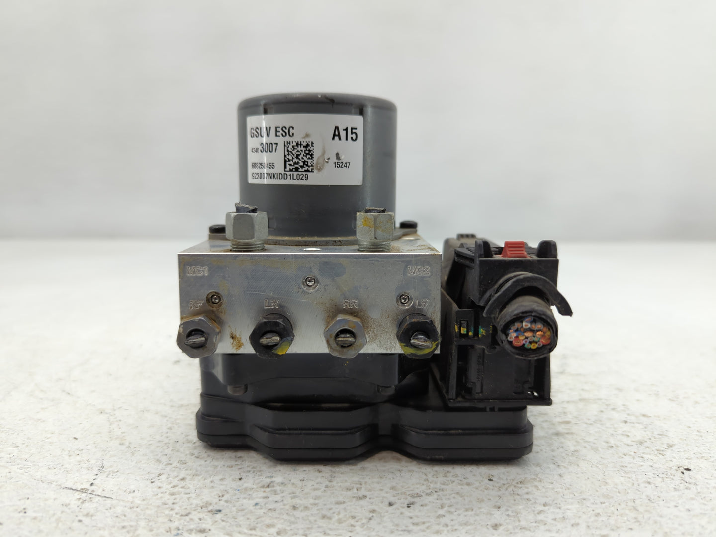2016 Buick Encore ABS Pump Control Module Replacement P/N:42403007 Fits OEM Used Auto Parts - Oemusedautoparts1.com