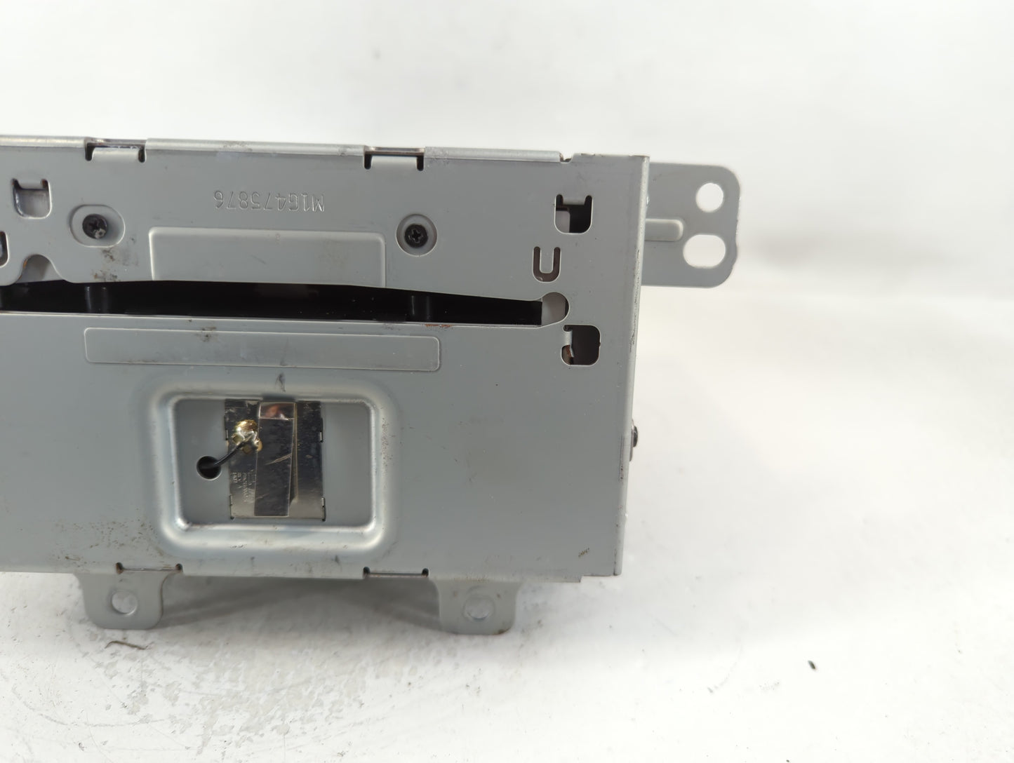 2015-2016 Buick Encore Am Fm Cd Player Radio Receiver - Oemusedautoparts1.com
