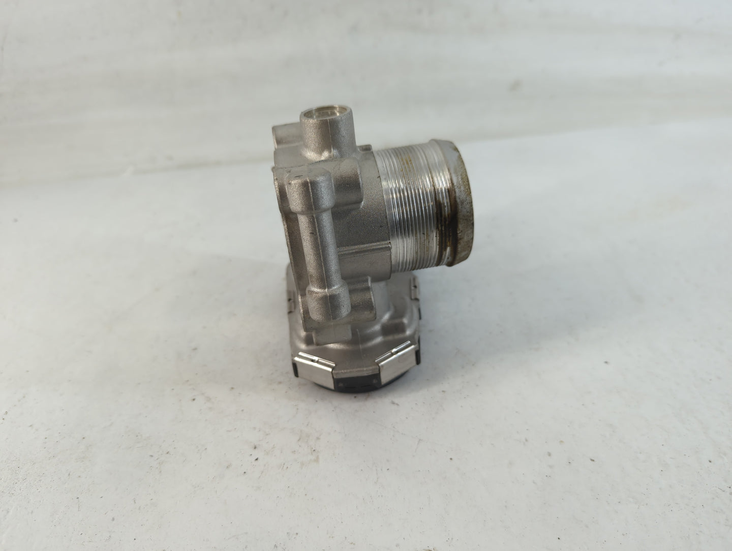 2013-2021 Buick Encore Throttle Body P/N:55 581662 Fits Fits 2011 2012 2013 2014 2015 2016 2017 2018 2019 2020 2021 OEM Used