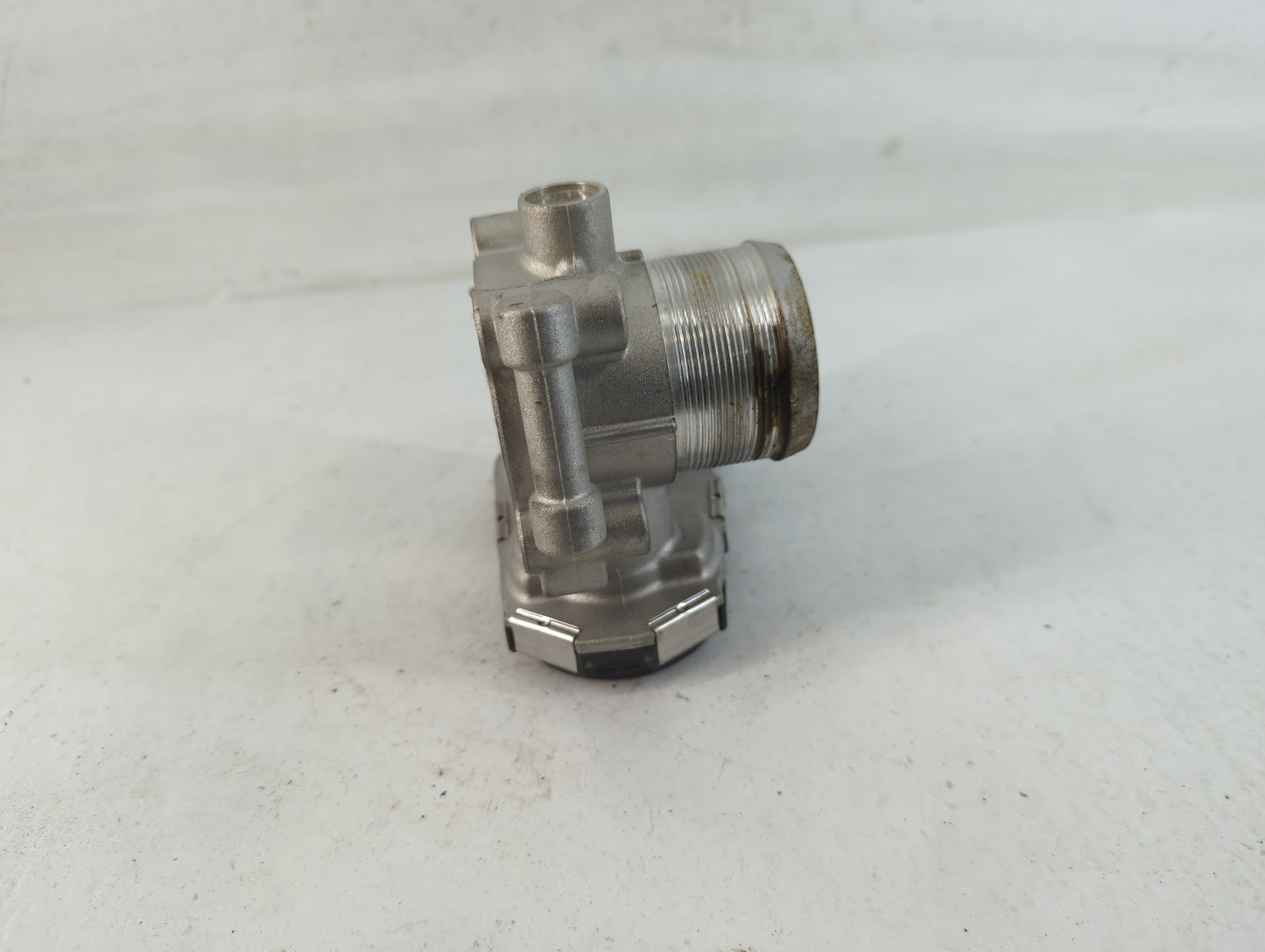 2013-2021 Buick Encore Throttle Body P/N:55 581662 Fits Fits 2011 2012 2013 2014 2015 2016 2017 2018 2019 2020 2021 OEM Used
