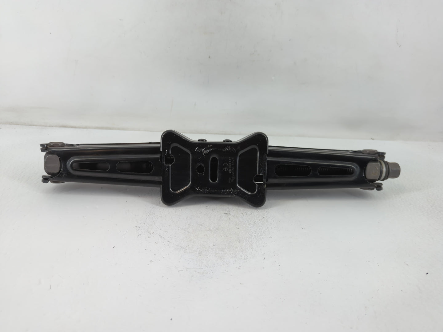 2016 Buick Encore Spare Scissor Car Jack - Oemusedautoparts1.com